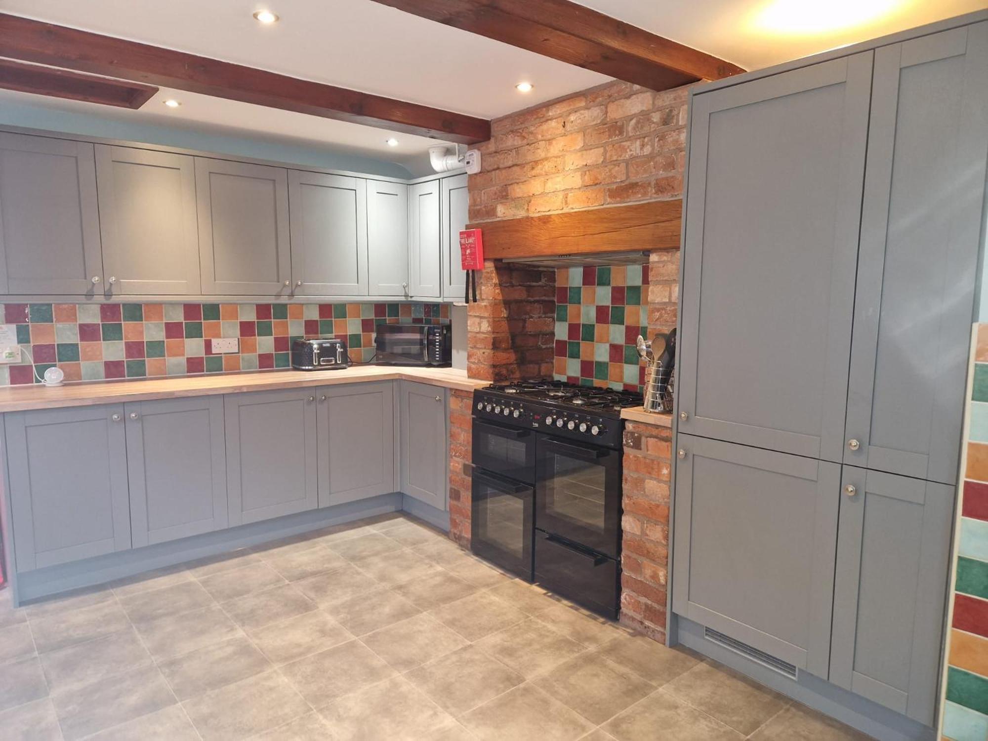 Hereford - Falcon House - Spacious 5 Bedroom House With Games Room - Sleeps 14 Guests - Great Property For Family & Friends Gathering Together - Hosted By Rentmyhouse Екстериор снимка